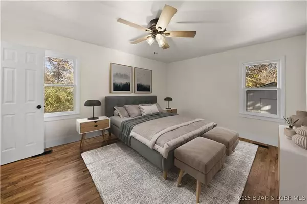 1598 Long LN, Eldon, MO 65026