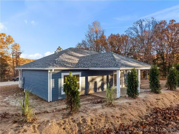 6 Kathleen CT, Kaiser, MO 65047