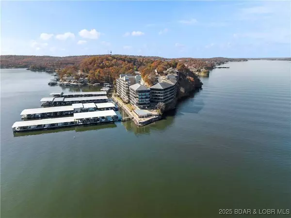 152 Falls Point DR #2A, Lake Ozark, MO 65049