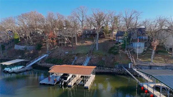 4668 Lakehurst CIR, Osage Beach, MO 65065