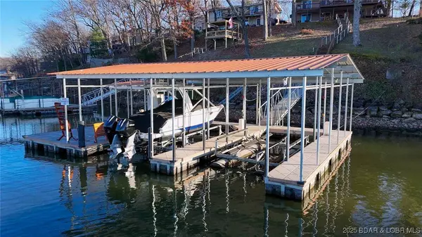 4668 Lakehurst CIR, Osage Beach, MO 65065