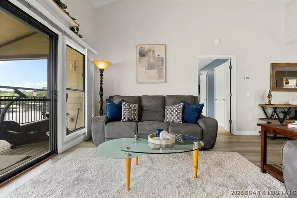 80 Willow Ridge PT #3A, Lake Ozark, MO 65049