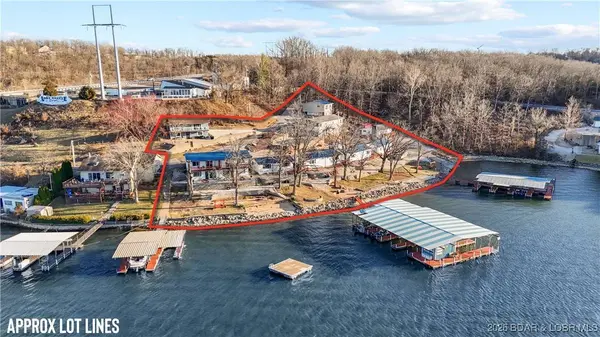 91 Breeze DR, Camdenton, MO 65020