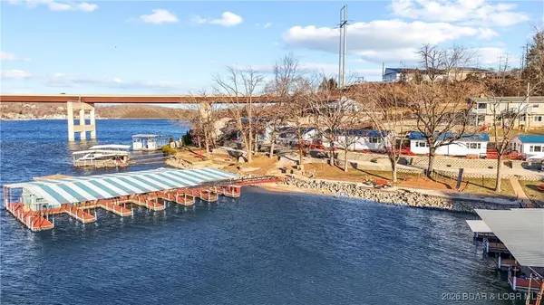 91 Breeze DR, Camdenton, MO 65020