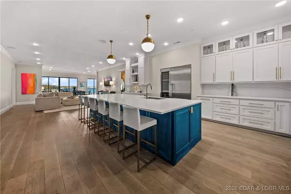 1184 Jeffries RD #310, Osage Beach, MO 65065