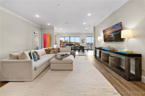 1184 Jeffries RD #310, Osage Beach, MO 65065