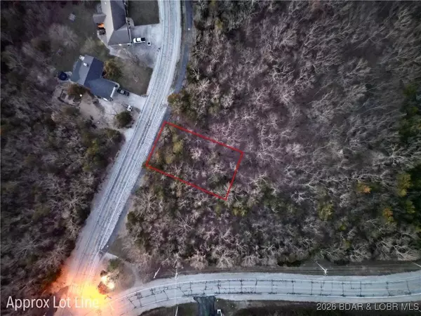 274 Palisades PT #2, Four Seasons, MO 65049