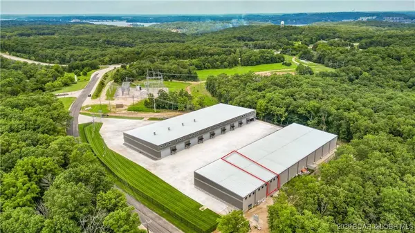 255 Shawnee Bend RD #230, Sunrise Beach, MO 65079