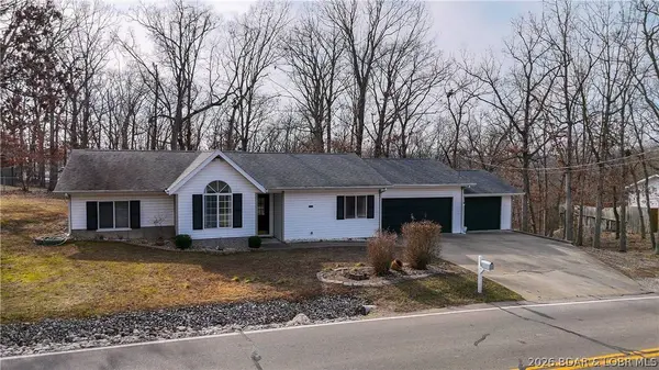 1670 Bittersweet RD, Lake Ozark, MO 65049