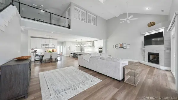 5450 Christopher DR #243, Osage Beach, MO 65065