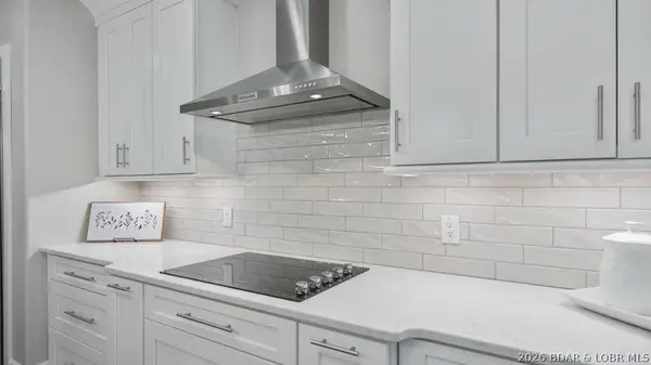 5450 Christopher DR #243, Osage Beach, MO 65065