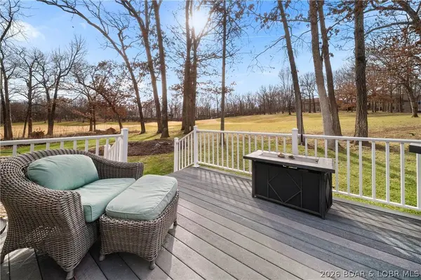13 Avilia DR, Sunrise Beach, MO 65079