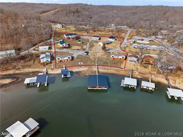 33543 Delmar DR, Gravois Mills, MO 65037