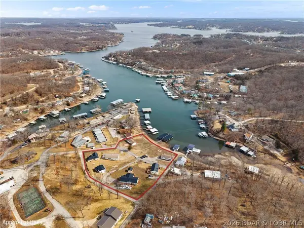 33543 Delmar DR, Gravois Mills, MO 65037