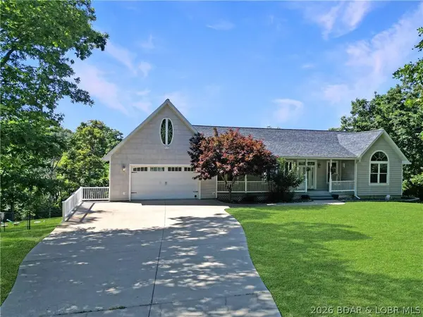 201 Helinda LN, Lake Ozark, MO 65049