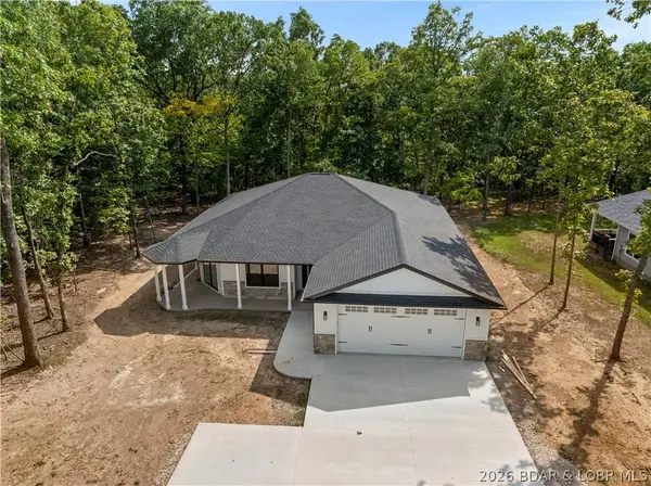 535 Grand Point BLVD, Sunrise Beach, MO 65079