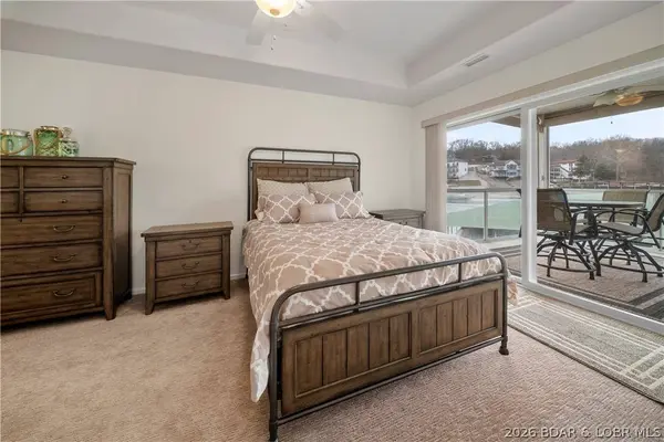 278 Emerald Bay DR #1A, Lake Ozark, MO 65049
