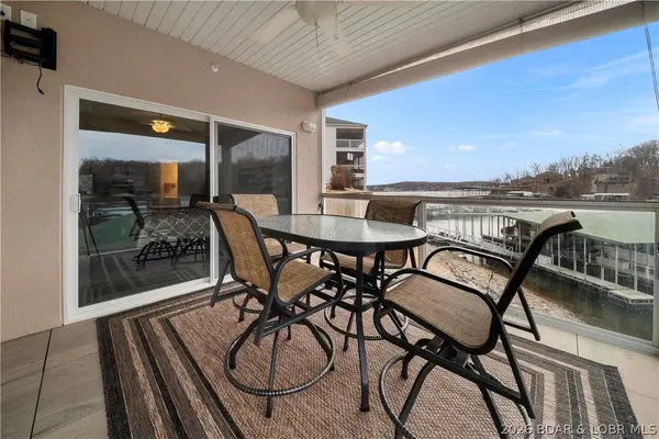 278 Emerald Bay DR #1A, Lake Ozark, MO 65049