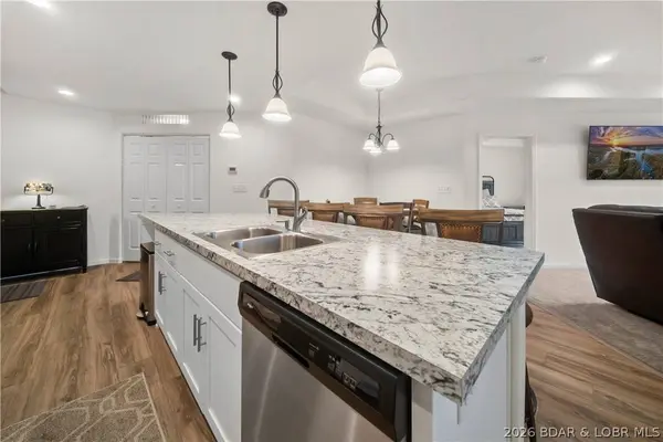 278 Emerald Bay DR #1A, Lake Ozark, MO 65049