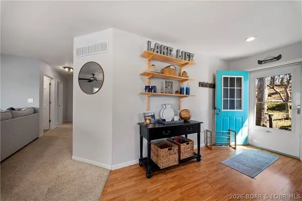 32373 Island View RD, Gravois Mills, MO 64119
