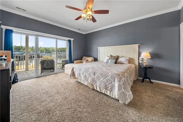 216 Lakeview Resort BLVD #1E, Sunrise Beach, MO 65079