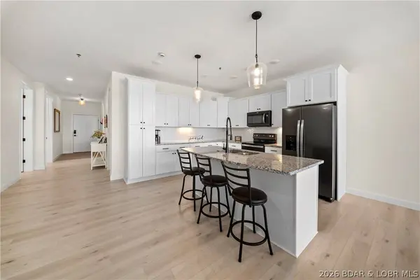 1035 Topsider LN #119, Osage Beach, MO 65065