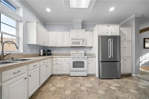 26621 Lake Front LN, Rocky Mount, MO 65072