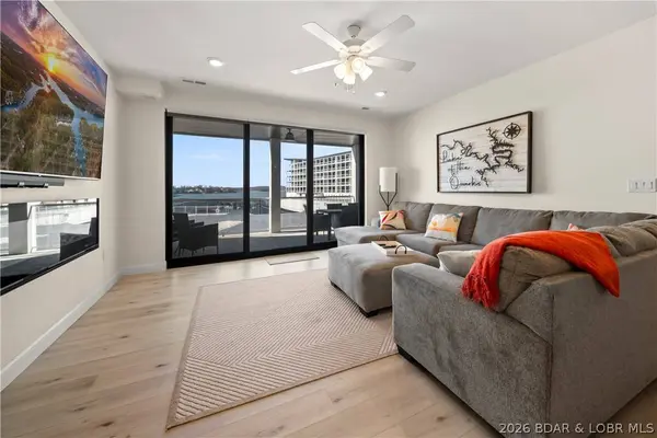 1035 Topsider LN #119, Osage Beach, MO 65065