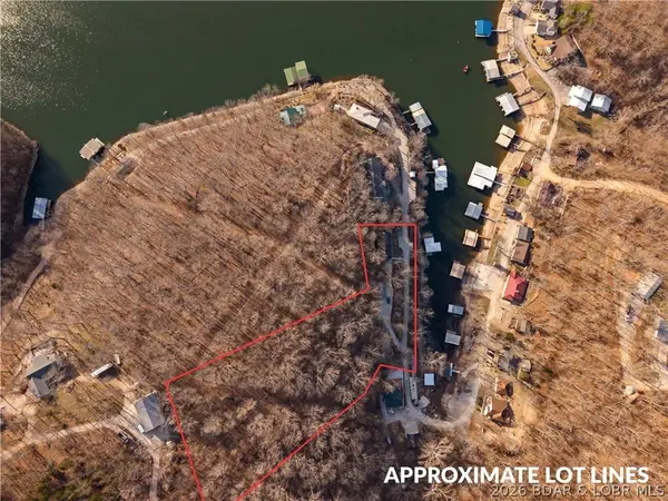 26621 Lake Front LN, Rocky Mount, MO 65072