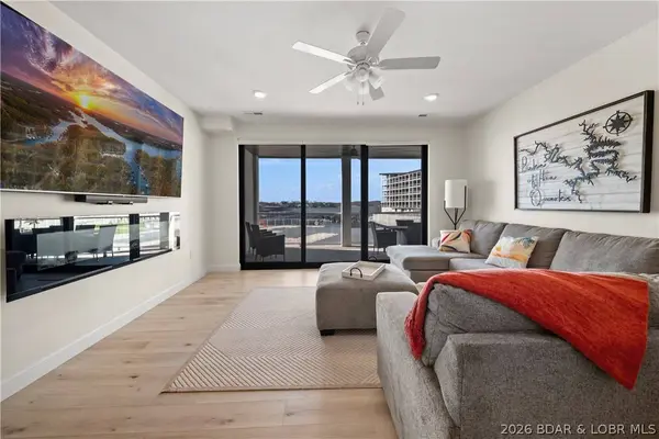 1035 Topsider LN #119, Osage Beach, MO 65065