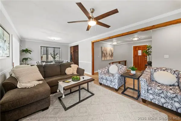 498 Wilmore RD, Lake Ozark, MO 65049