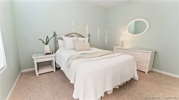 1181 Jeffries RD #B-307, Osage Beach, MO 65065