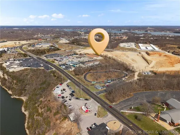 128 Crossings East DR, Lake Ozark, MO 65049