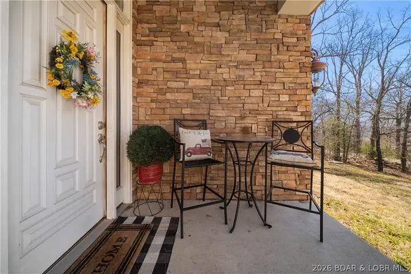 47 Mockingbird RD, Lake Ozark, MO 65049