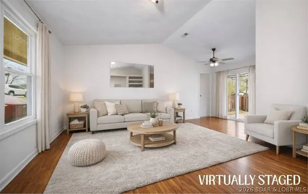 46 Cottage CT, Camdenton, MO 65020