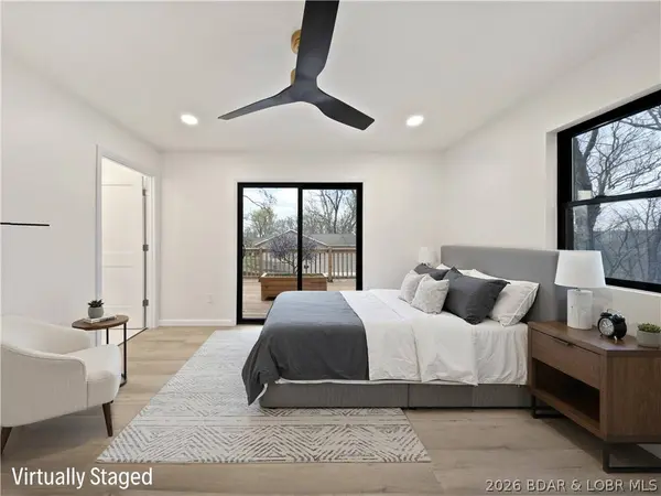 1060 Park LN, Osage Beach, MO 65065