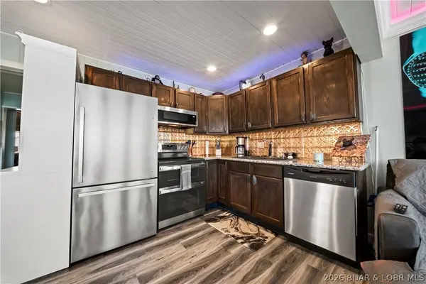 2171 Spring Cove RD, Sunrise Beach, MO 65079