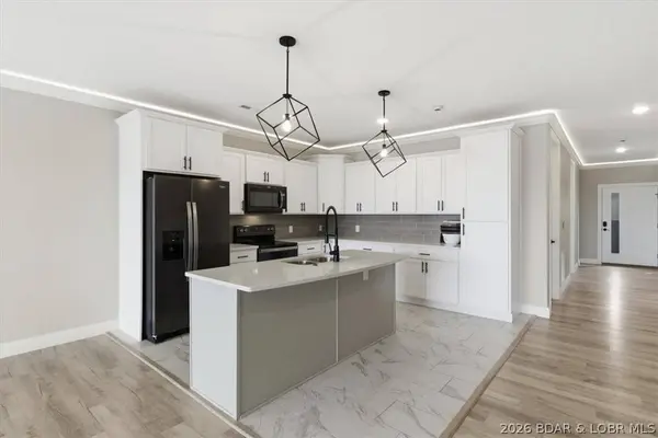 1065 Topsider LN #206, Osage Beach, MO 65065