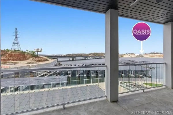 1065 Topsider LN #206, Osage Beach, MO 65065