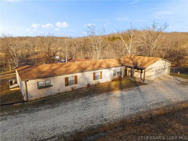 580 Burch Valley RD, Linn Creek, MO 65052