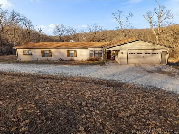 580 Burch Valley RD, Linn Creek, MO 65052
