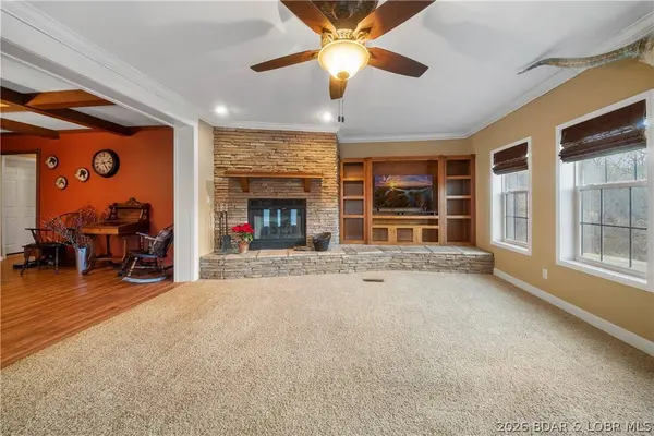 580 Burch Valley RD, Linn Creek, MO 65052