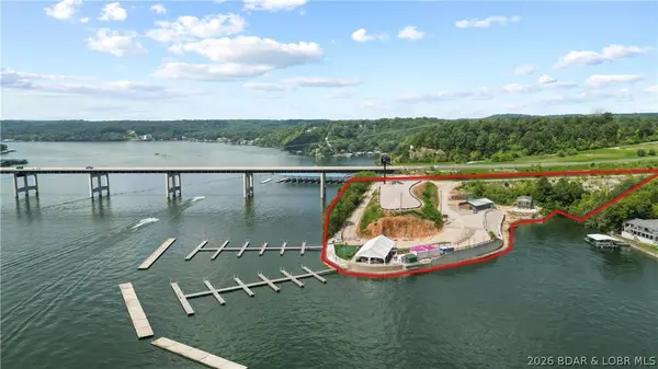 199 Wharf PL, Camdenton, MO 65020