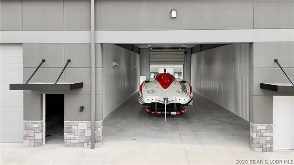 255 Shawnee Bend RD #140, Sunrise Beach, MO 65079