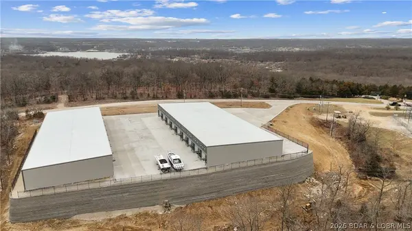 255 Shawnee Bend RD #150, Sunrise Beach, MO 65079