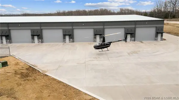 255 Shawnee Bend RD #180, Sunrise Beach, MO 65079