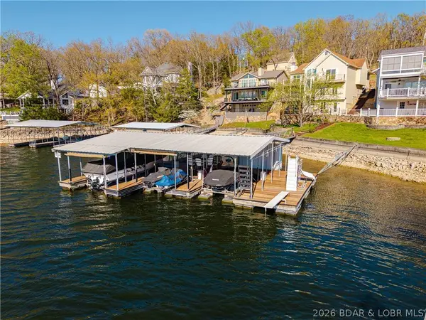176 Arbor Oaks DR, Sunrise Beach, MO 65079