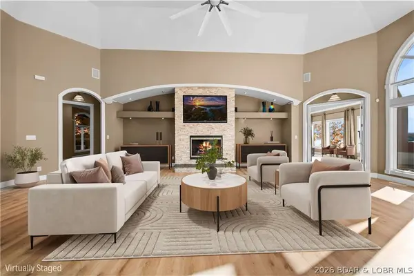 489 Forestridge LN, Sunrise Beach, MO 65079