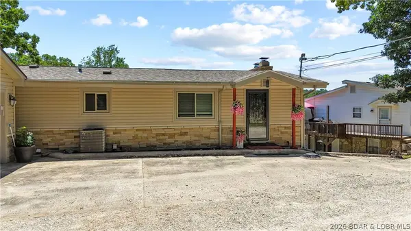 74 Crystal Blue DR, Sunrise Beach, MO 65079