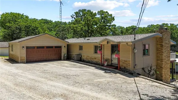 74 Crystal Blue DR, Sunrise Beach, MO 65079